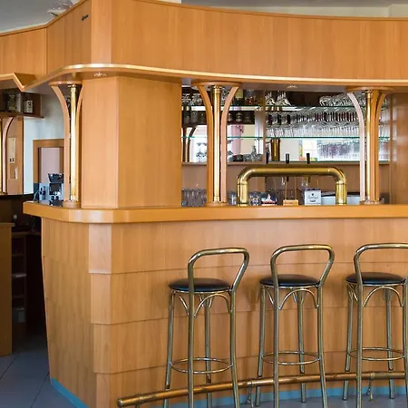 Ahornberg Апарт-отель 3*